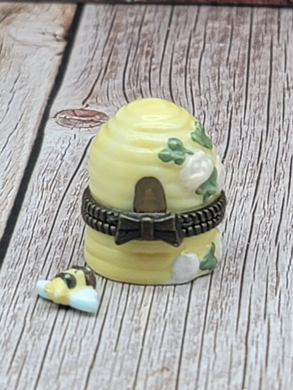 Midwest of Cannon Falls Mini Beehive Hinged Trinket Box w/ Bee Trinket